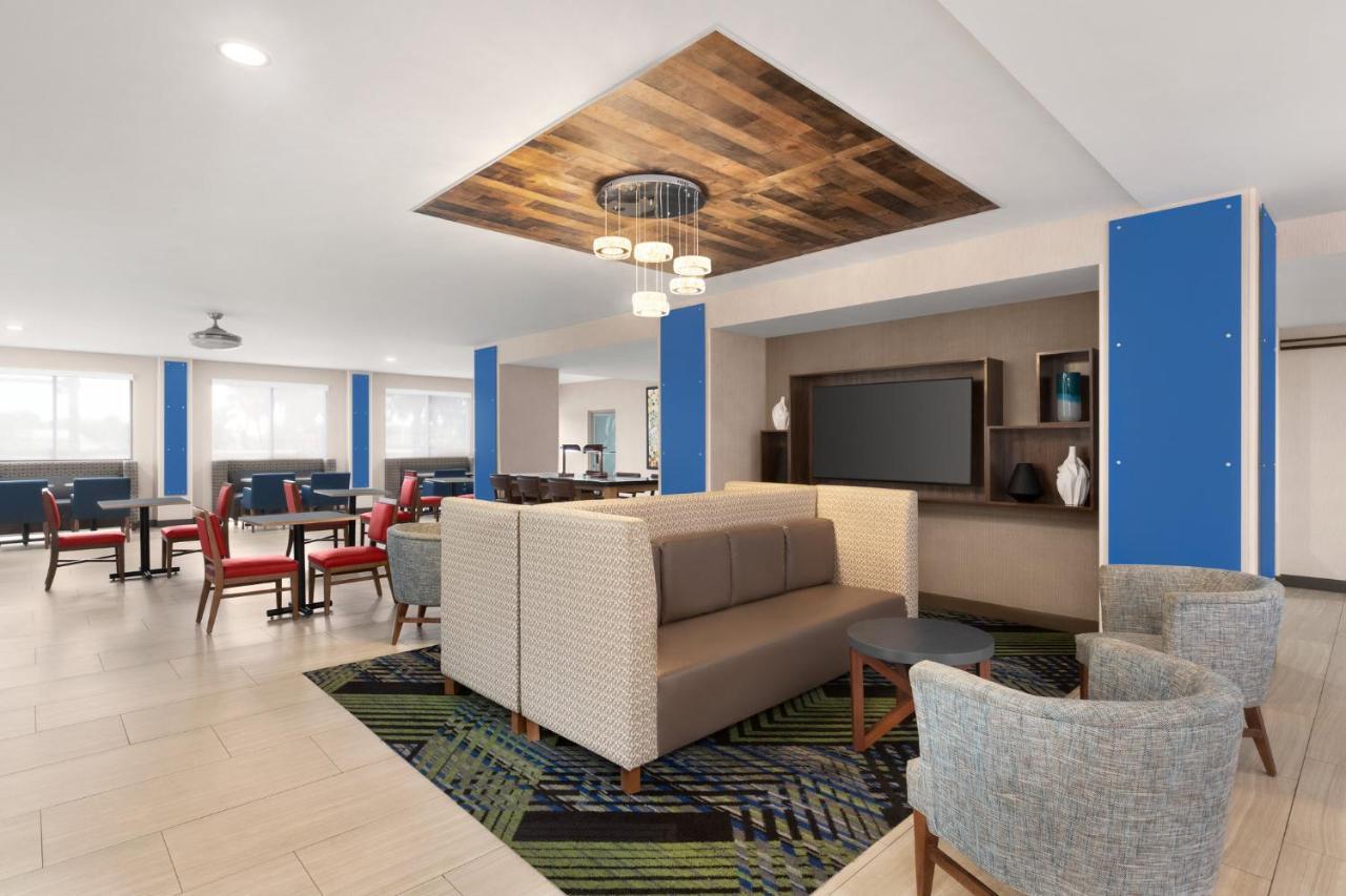 Holiday Inn Express Vero Beach-West I-95 By Ihg Kültér fotó