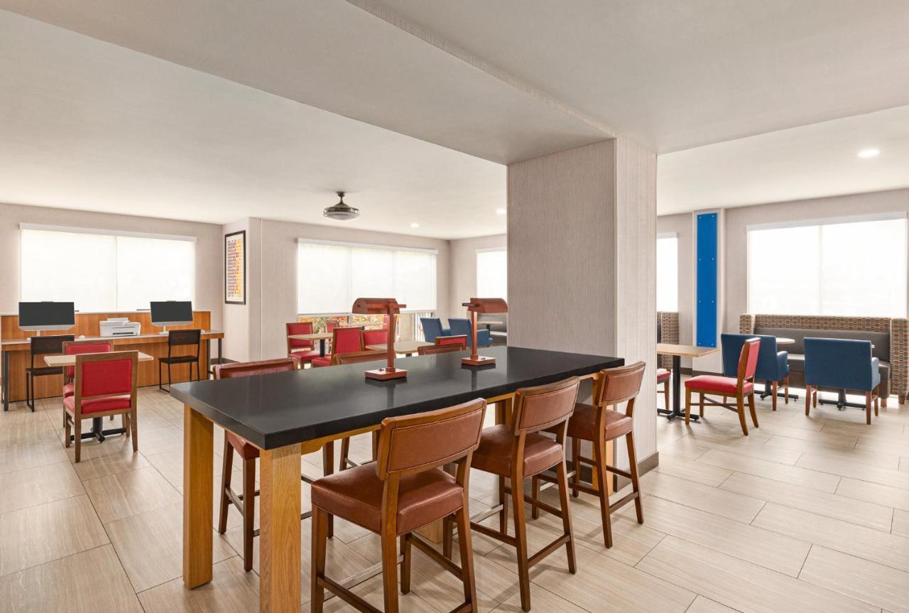 Holiday Inn Express Vero Beach-West I-95 By Ihg Kültér fotó