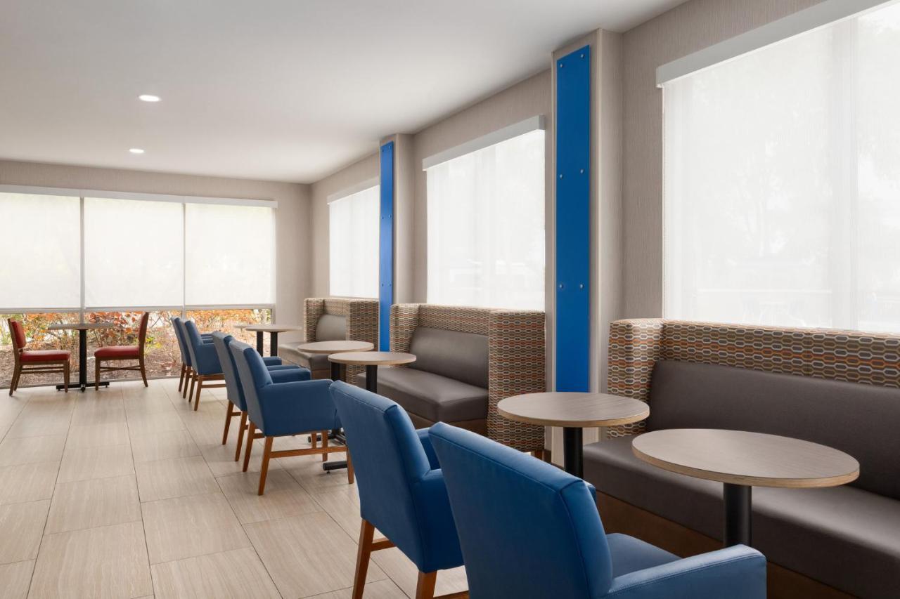 Holiday Inn Express Vero Beach-West I-95 By Ihg Kültér fotó
