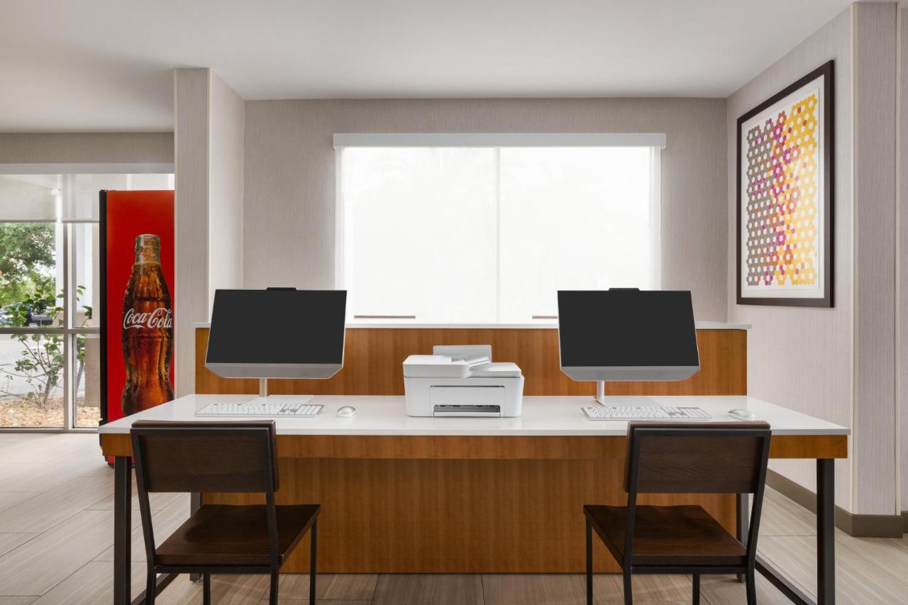 Holiday Inn Express Vero Beach-West I-95 By Ihg Kültér fotó