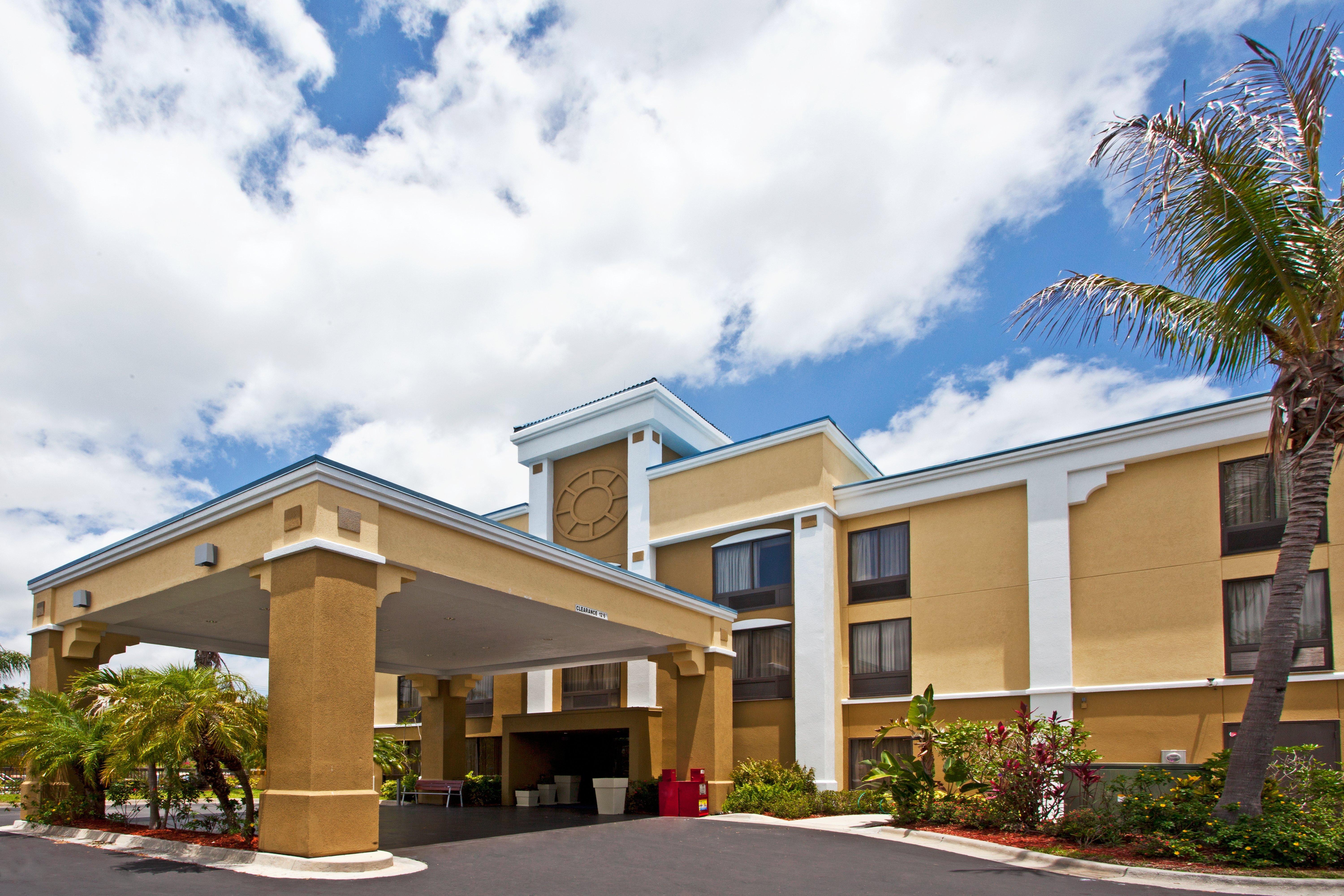 Holiday Inn Express Vero Beach-West I-95 By Ihg Kültér fotó