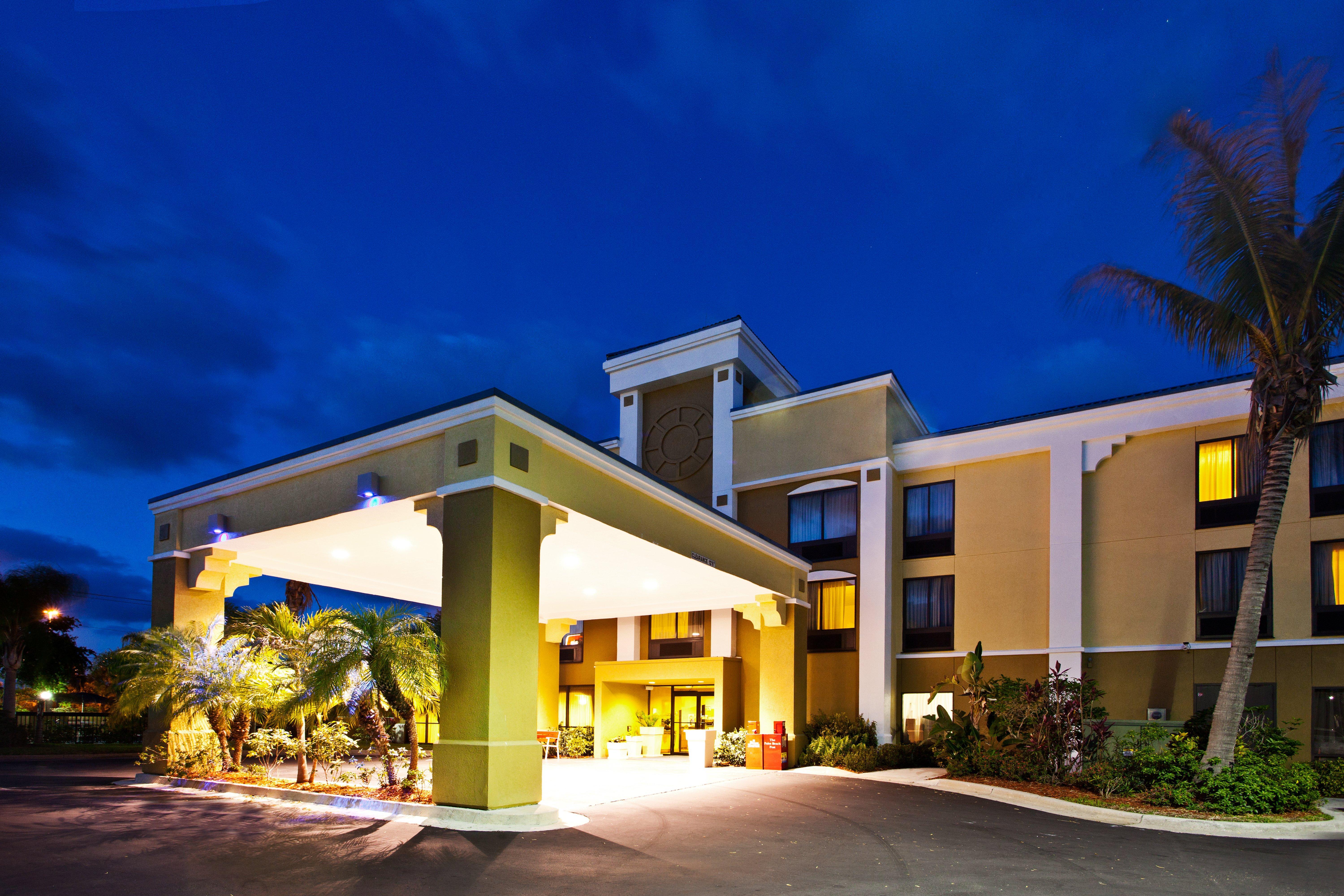 Holiday Inn Express Vero Beach-West I-95 By Ihg Kültér fotó