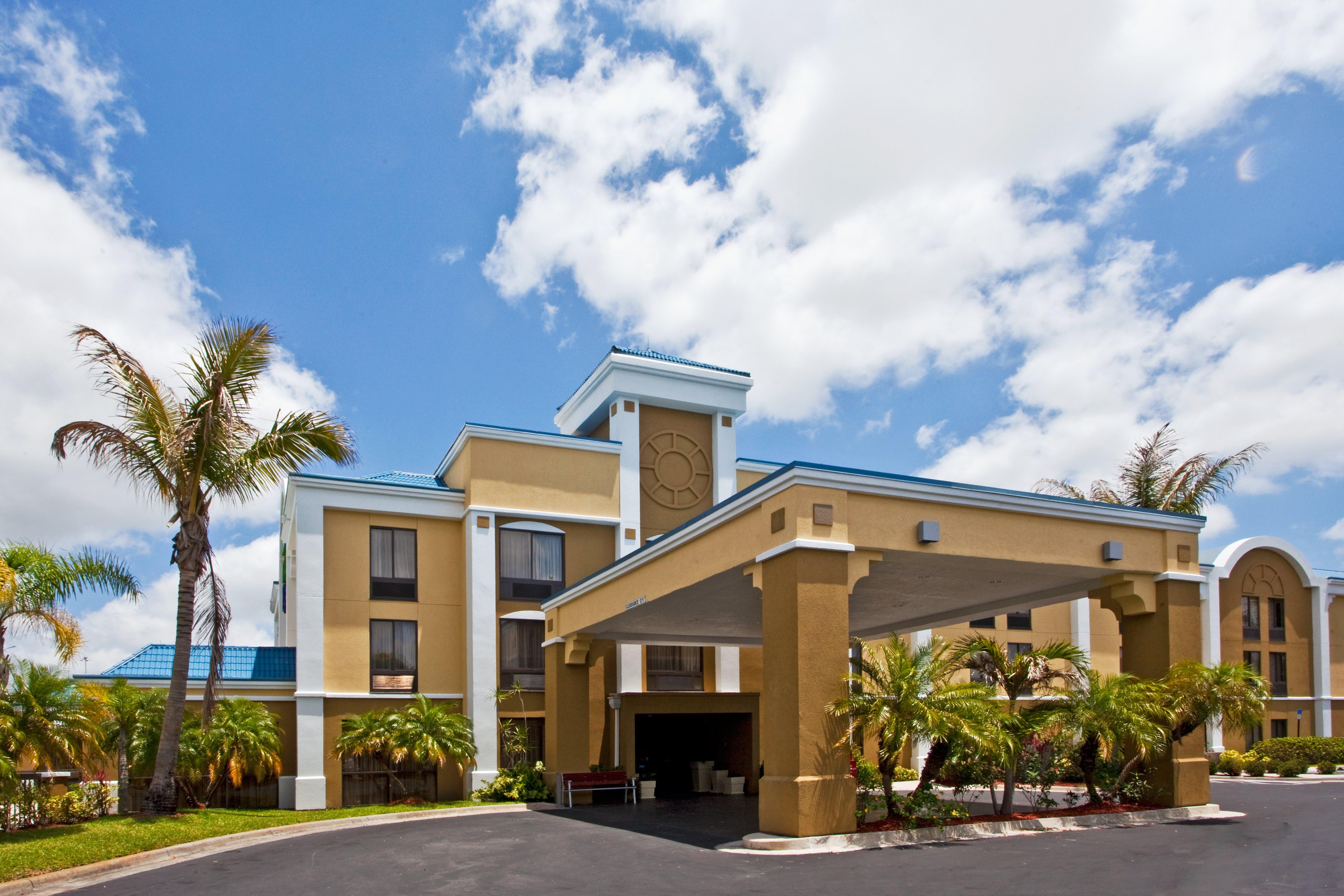 Holiday Inn Express Vero Beach-West I-95 By Ihg Kültér fotó