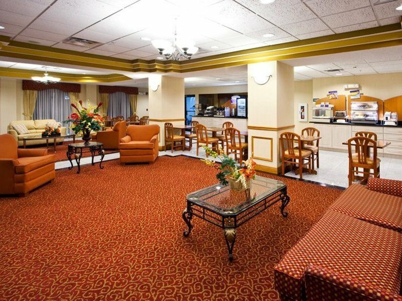 Holiday Inn Express Vero Beach-West I-95 By Ihg Kültér fotó
